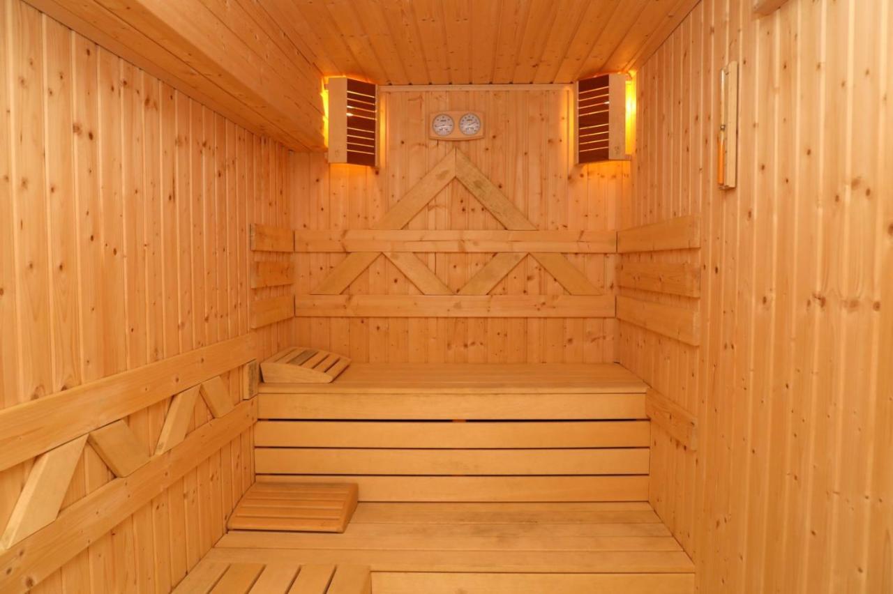 Опълченец Hotel Шипка Екстериор снимка